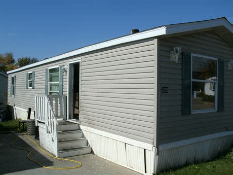 Our popular Ruby Creek model would make a great starter home, or perhaps even a retirement home for those . . 14x48 mobile home